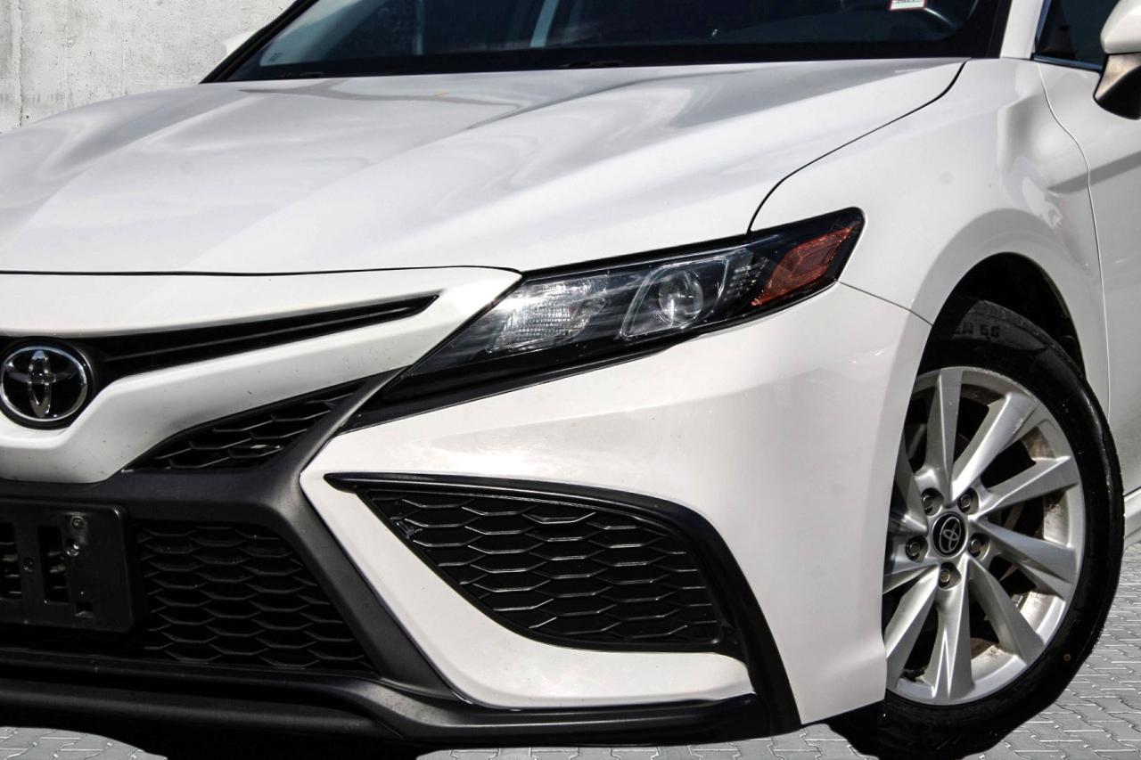 2021 Toyota Camry SE  HtdSeats BkpCam Photo