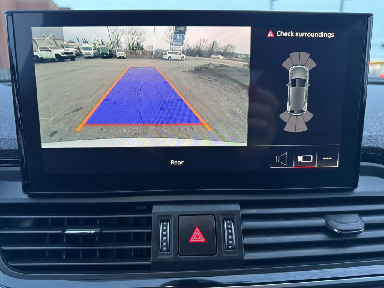 2022 Audi SQ5 Progressiv 3.0 TFSI quattro Photo