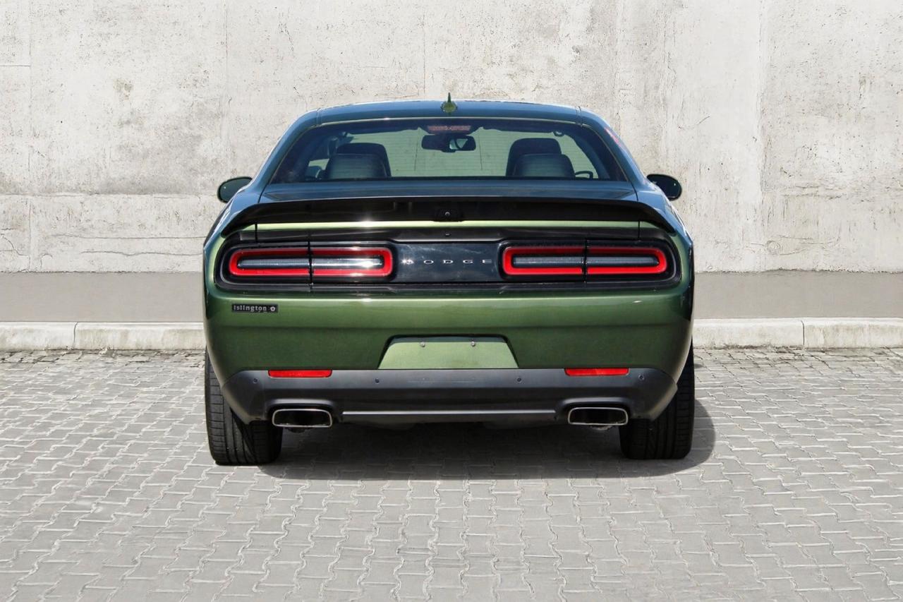 2022 Dodge Challenger R/T  SiriusXM HtdSeats BkpCam RearParkingSensors Photo