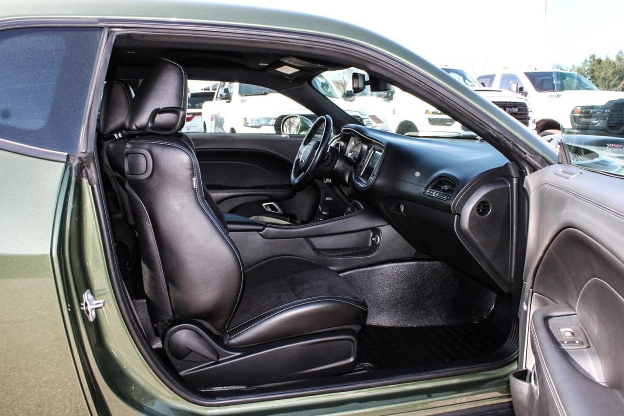 2022 Dodge Challenger R/T  SiriusXM HtdSeats BkpCam RearParkingSensors Photo