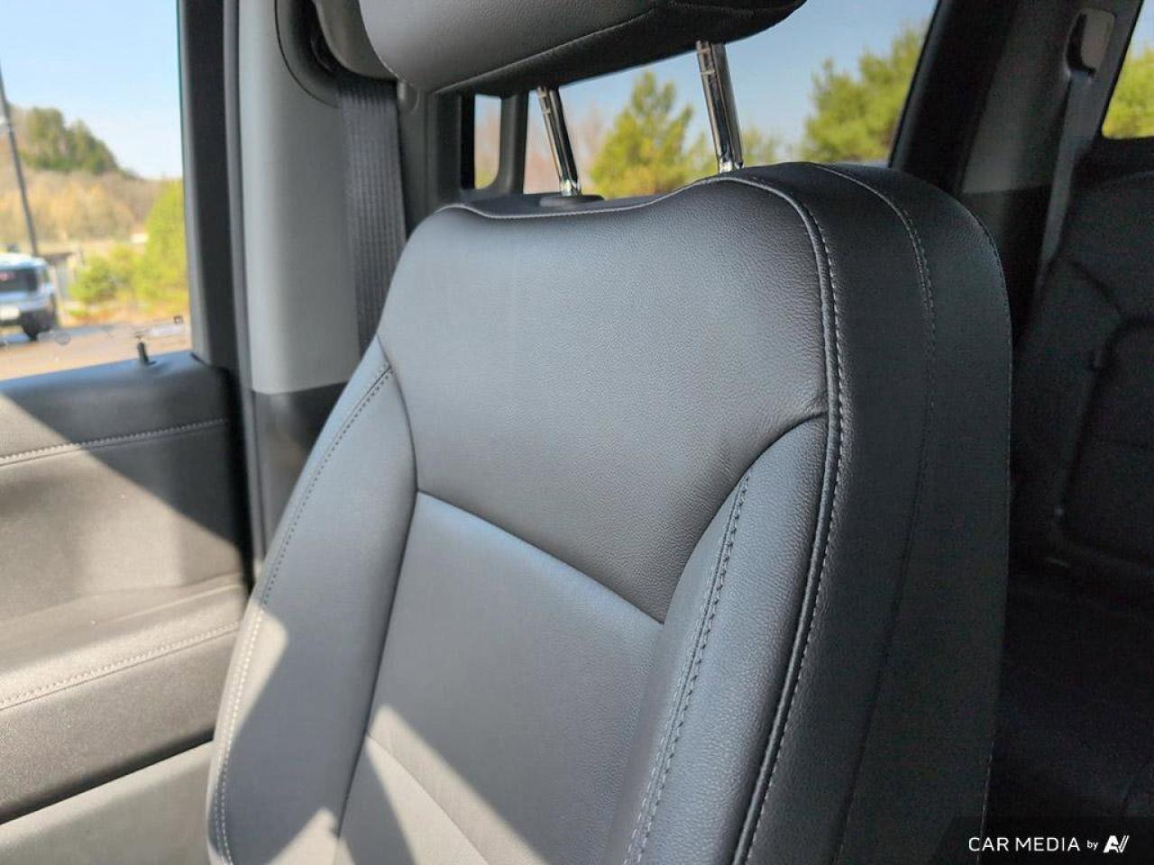 2021 Chevrolet Silverado 1500 LT Trail BossTrail Boss   One Owner   Sunroof   He Photo