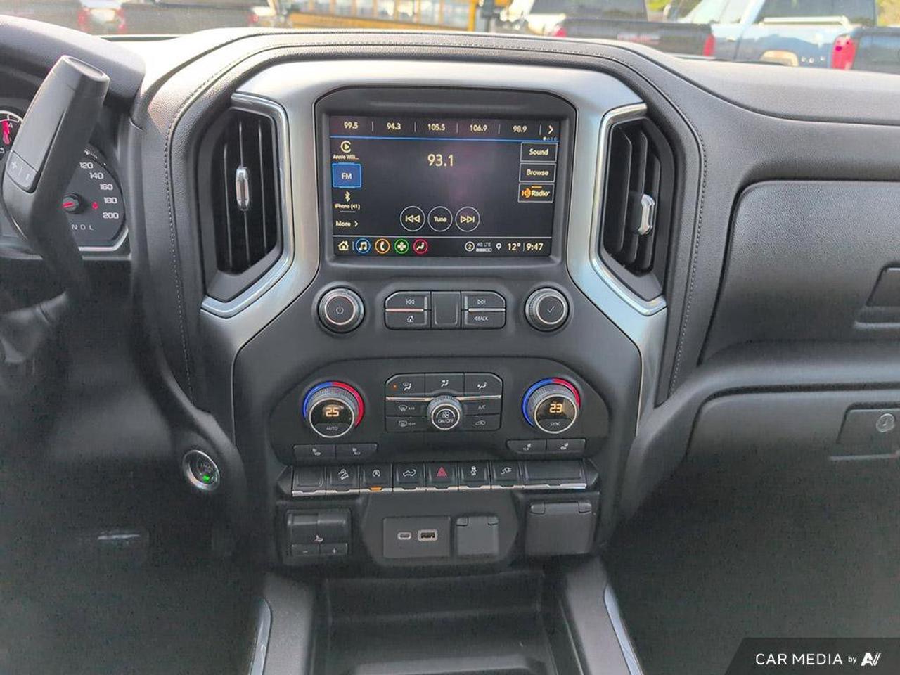 2021 Chevrolet Silverado 1500 LT Trail BossTrail Boss   One Owner   Sunroof   He Photo