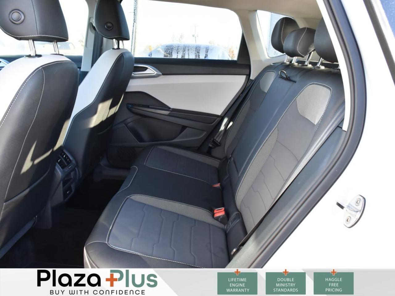 2025 Volkswagen Taos VdpUrlEn Photo