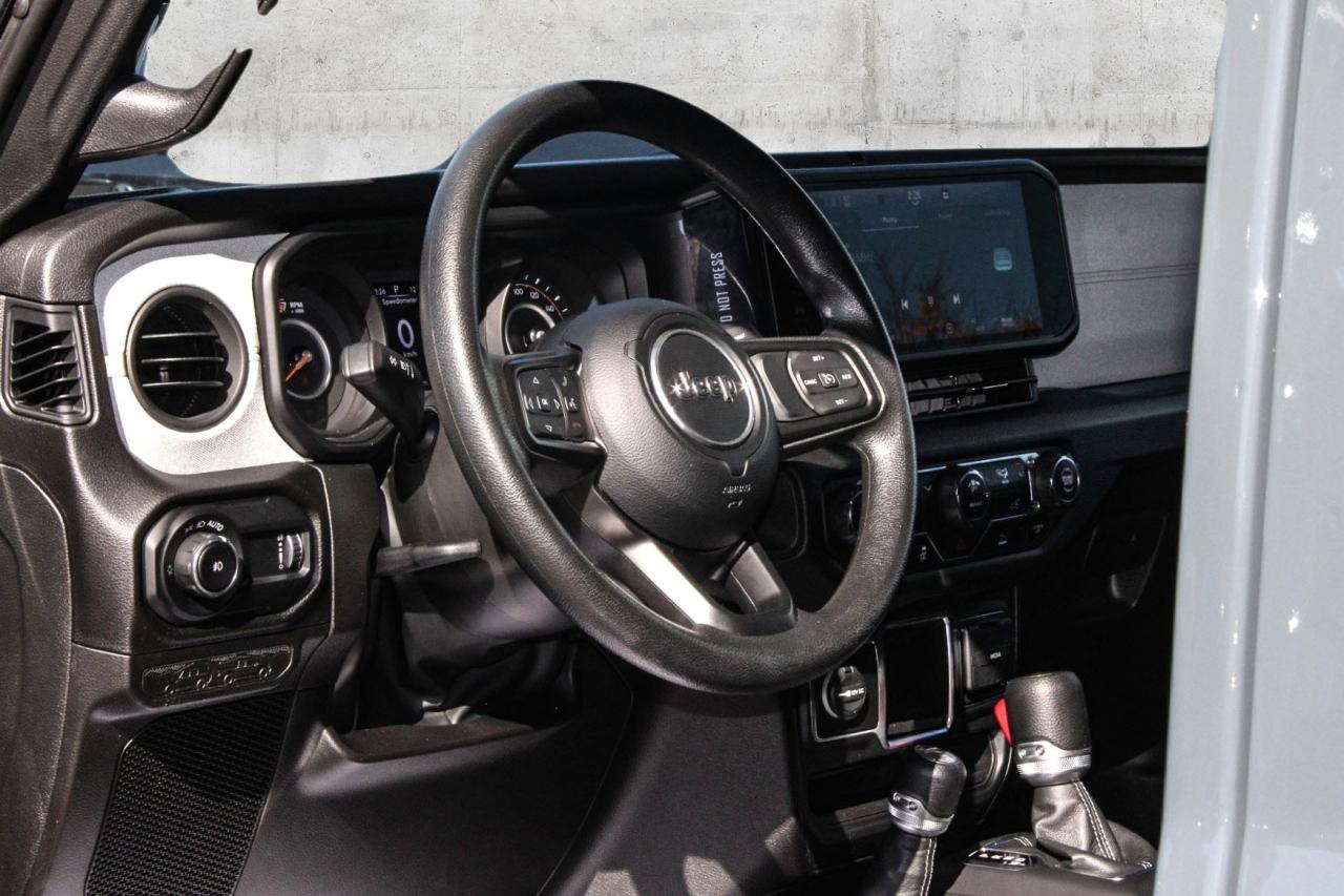 2024 Jeep Wrangler Sport 4x4  SiriusXM CruiseCtrl BkpCam Photo