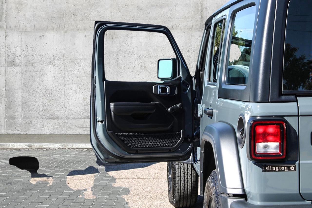 2024 Jeep Wrangler Sport 4x4  SiriusXM CruiseCtrl BkpCam Photo