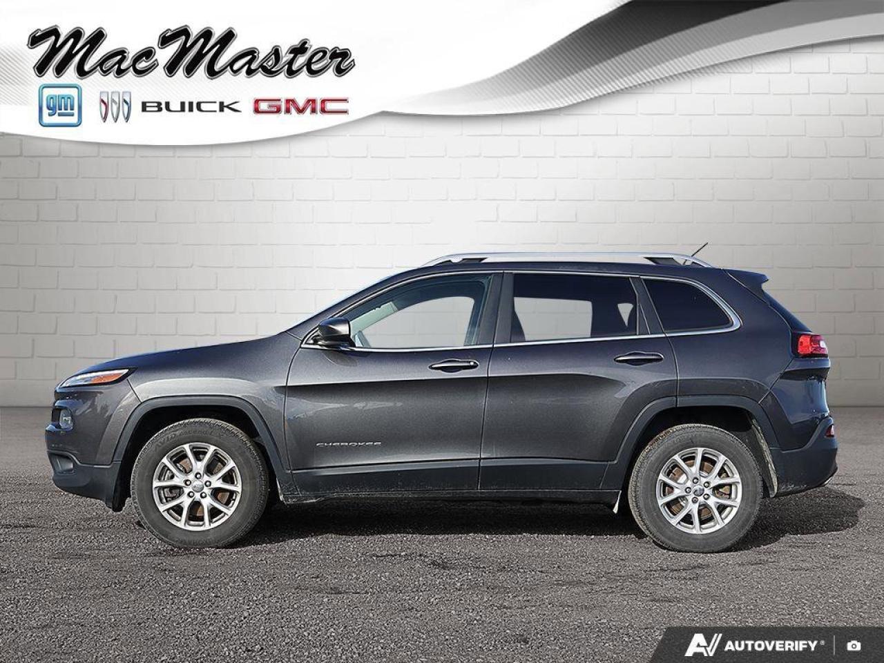 2015 Jeep Cherokee LatitudeNORTH, 4X4, V6, HEATED CLOTH, AS-TRADED! Photo