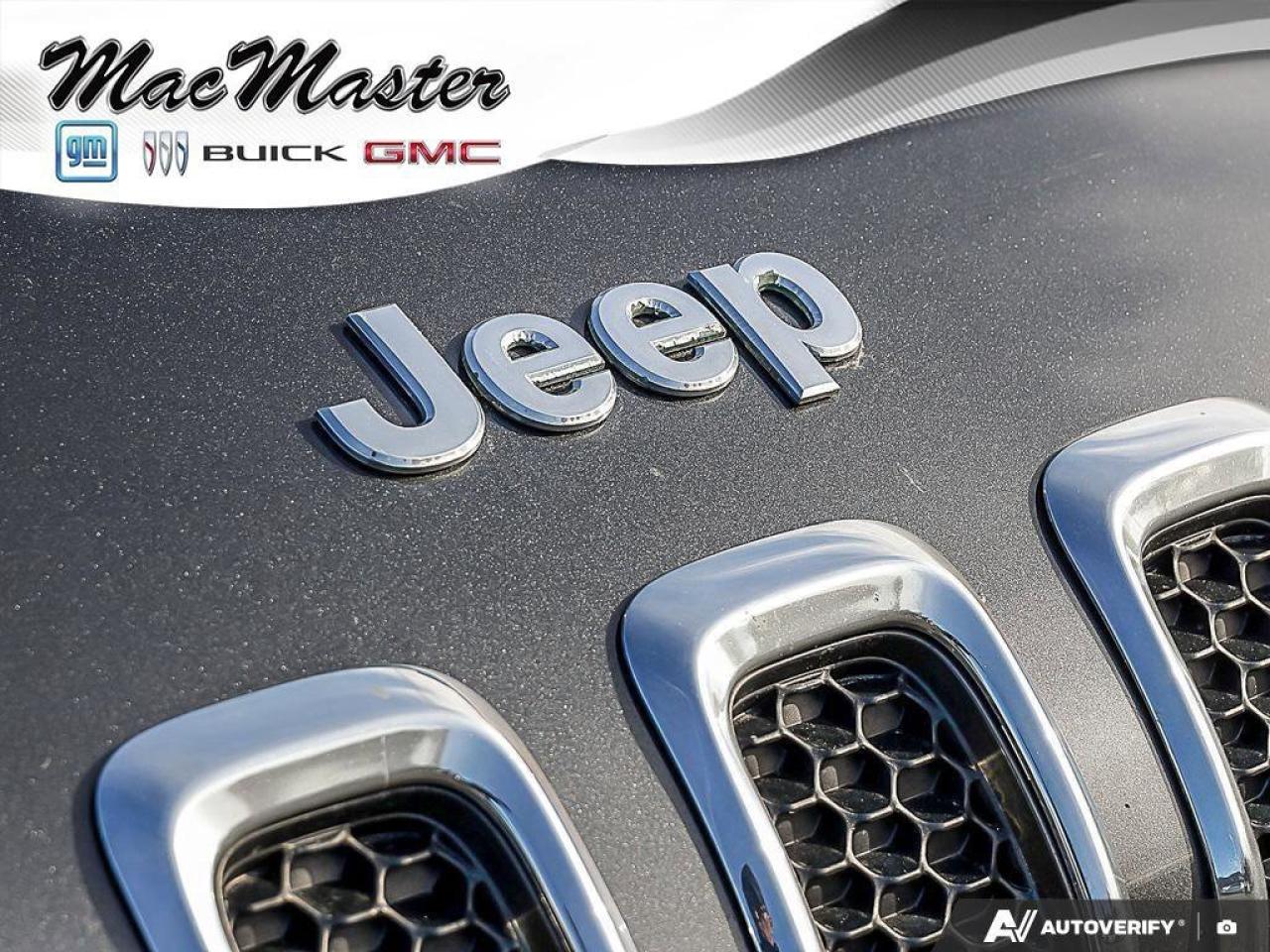 2015 Jeep Cherokee LatitudeNORTH, 4X4, V6, HEATED CLOTH, AS-TRADED! Photo