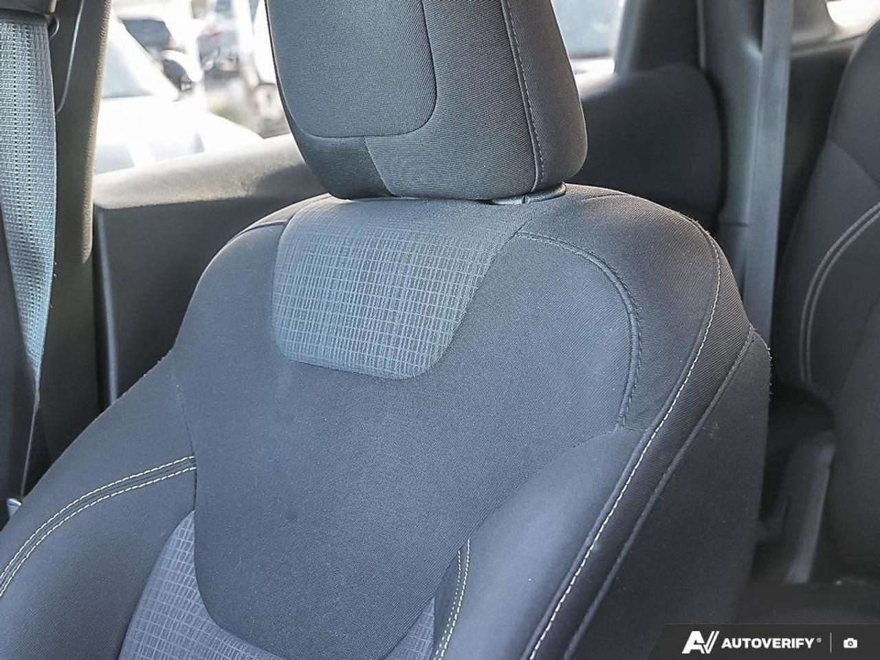 2015 Jeep Cherokee LatitudeNORTH, 4X4, V6, HEATED CLOTH, AS-TRADED! Photo