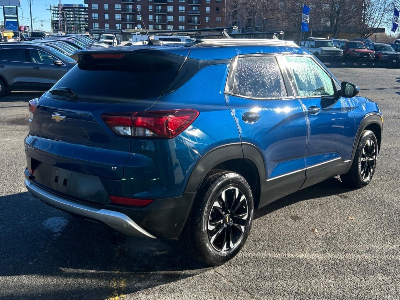 2021 Chevrolet TrailBlazer LT   AWD   NAV   MOONROOF   HEATED SEATS Photo3