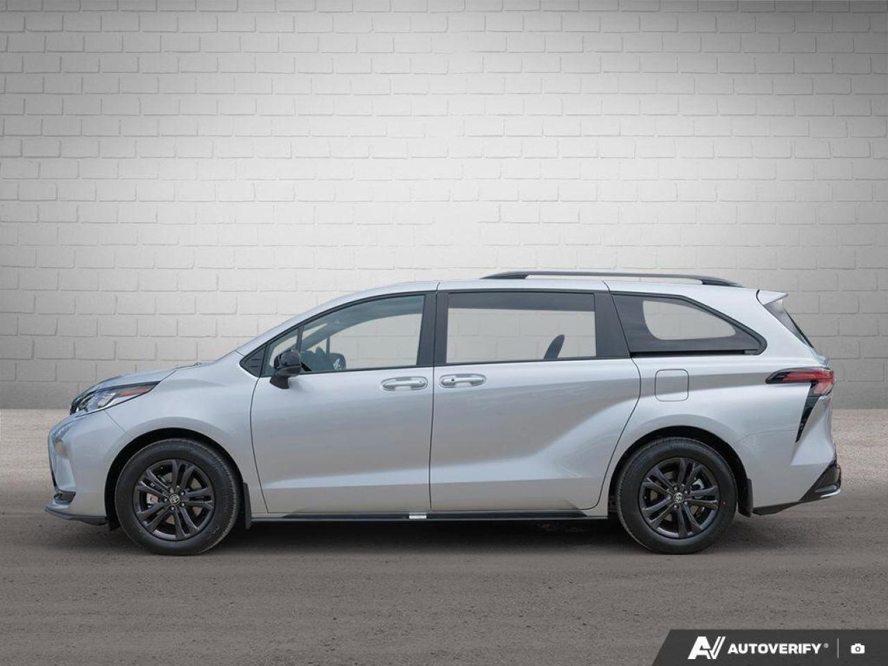 2025 Toyota Sienna XSE 7-PassengerONE-OWNER, ACCIDENT-FREE, HYBRID, A Photo