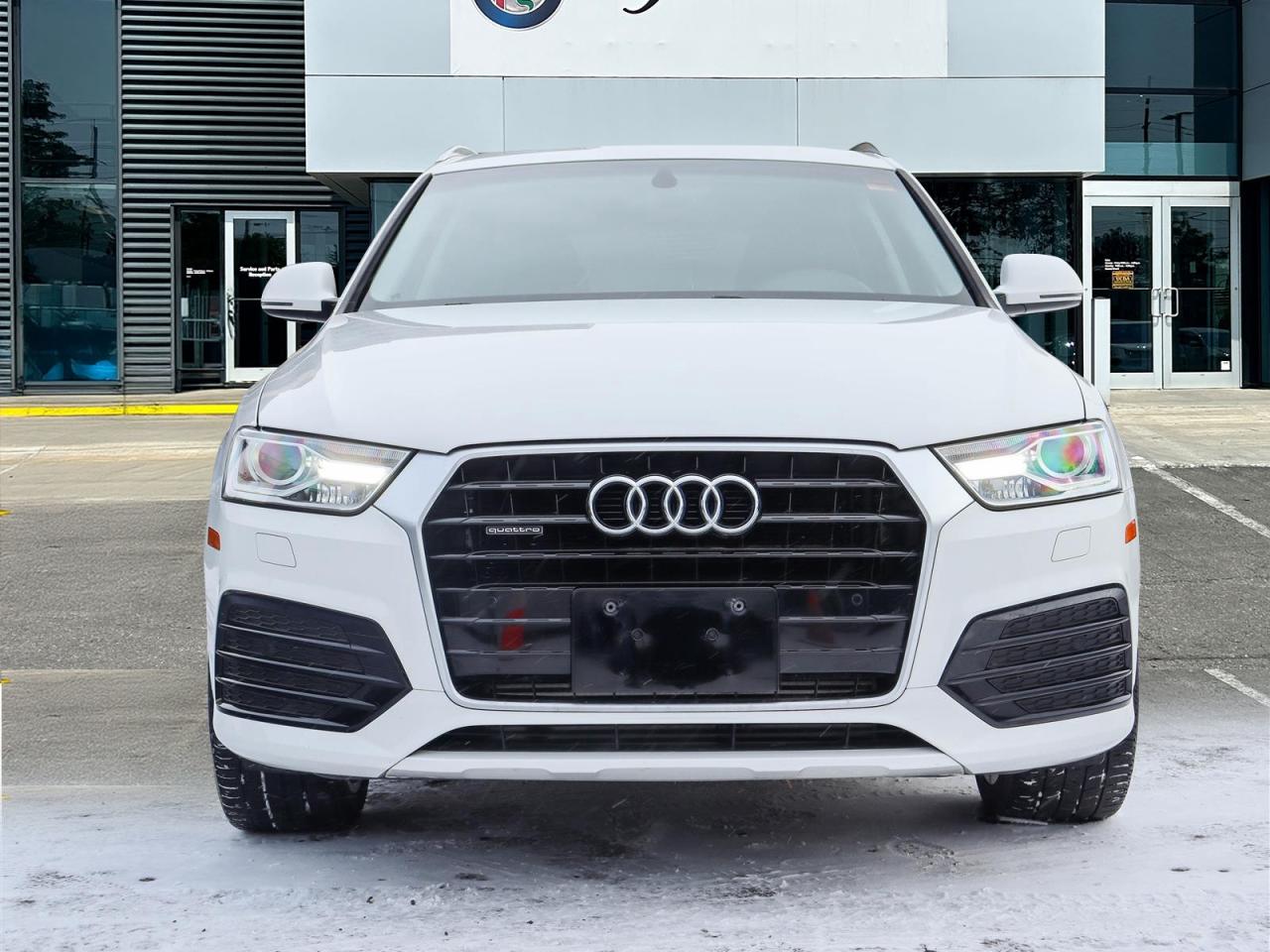 2018 Audi Q3 2.0T Progressiv quattro 6sp Tiptronic Photo
