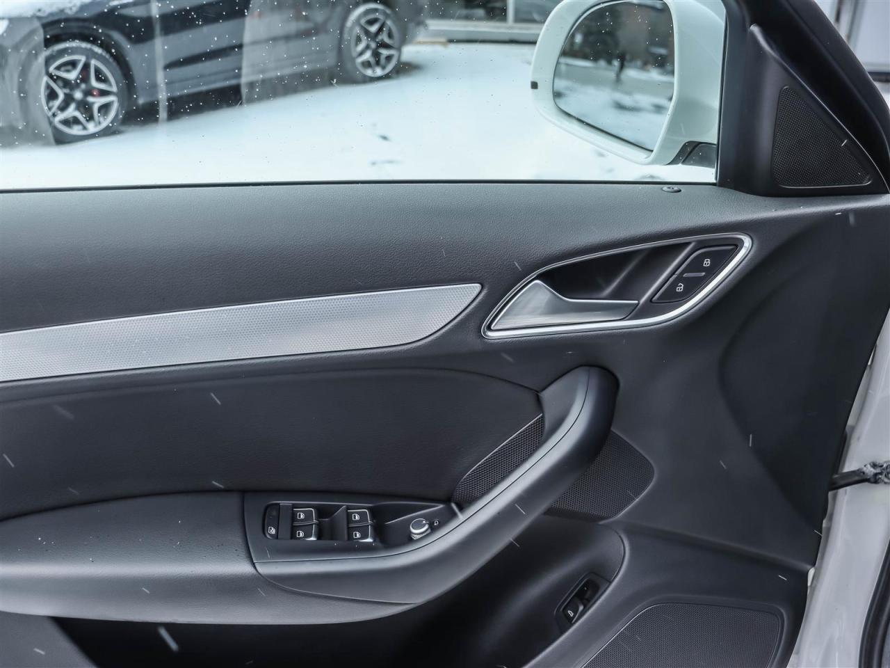 2018 Audi Q3 2.0T Progressiv quattro 6sp Tiptronic Photo