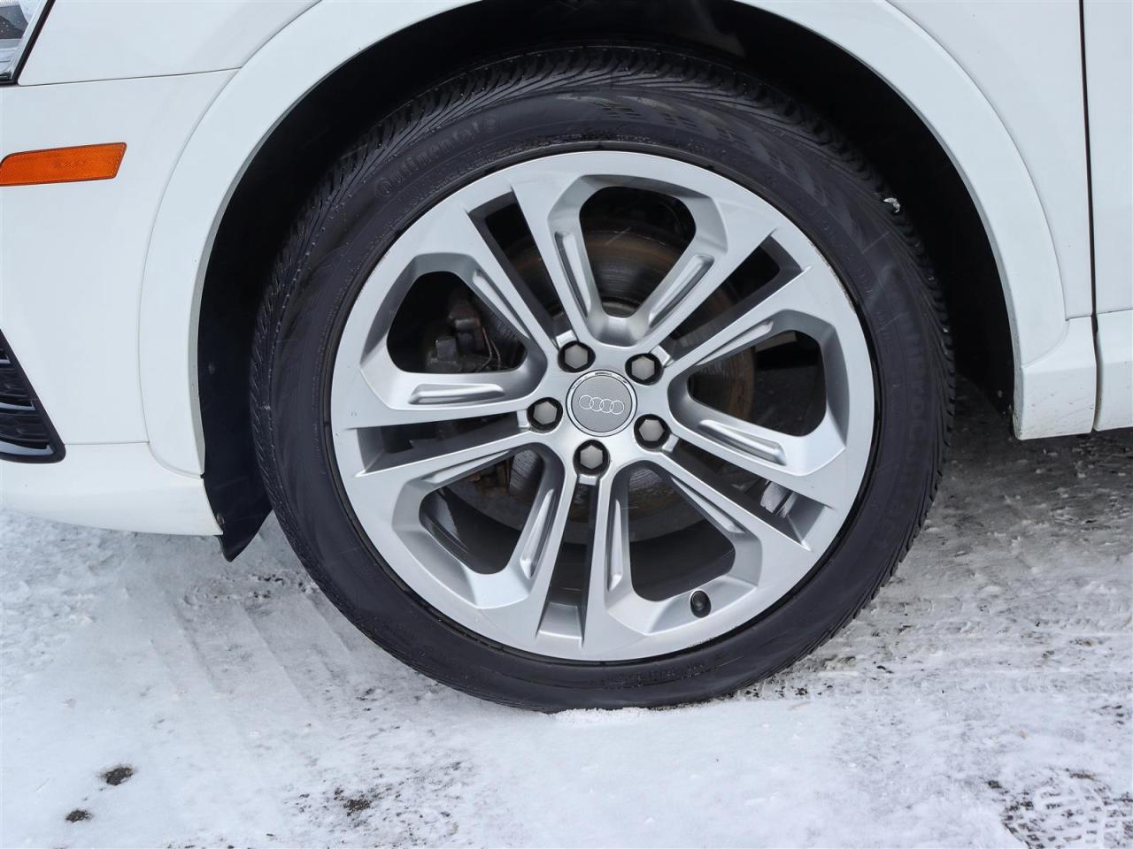 2018 Audi Q3 2.0T Progressiv quattro 6sp Tiptronic Photo