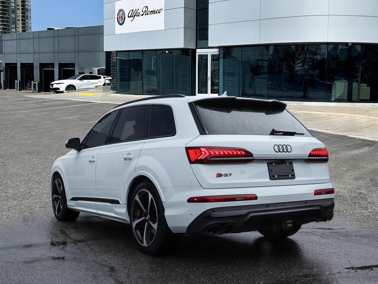 2023 Audi SQ7 4.0T quattro 8sp Tiptronic Photo