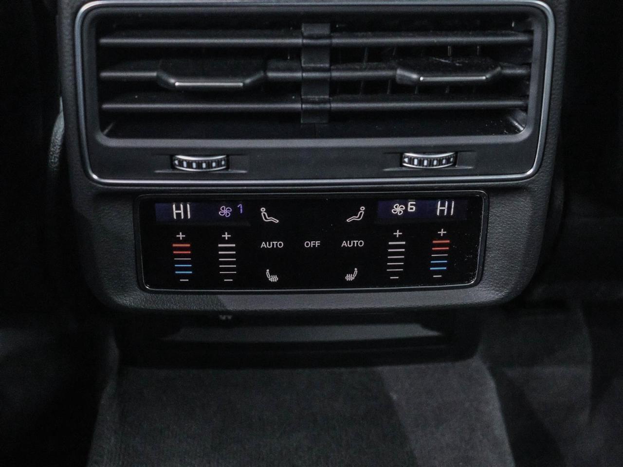 2023 Audi SQ7 4.0T quattro 8sp Tiptronic Photo