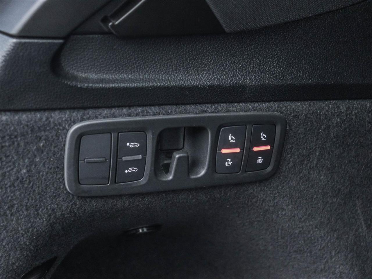 2023 Audi SQ7 4.0T quattro 8sp Tiptronic Photo