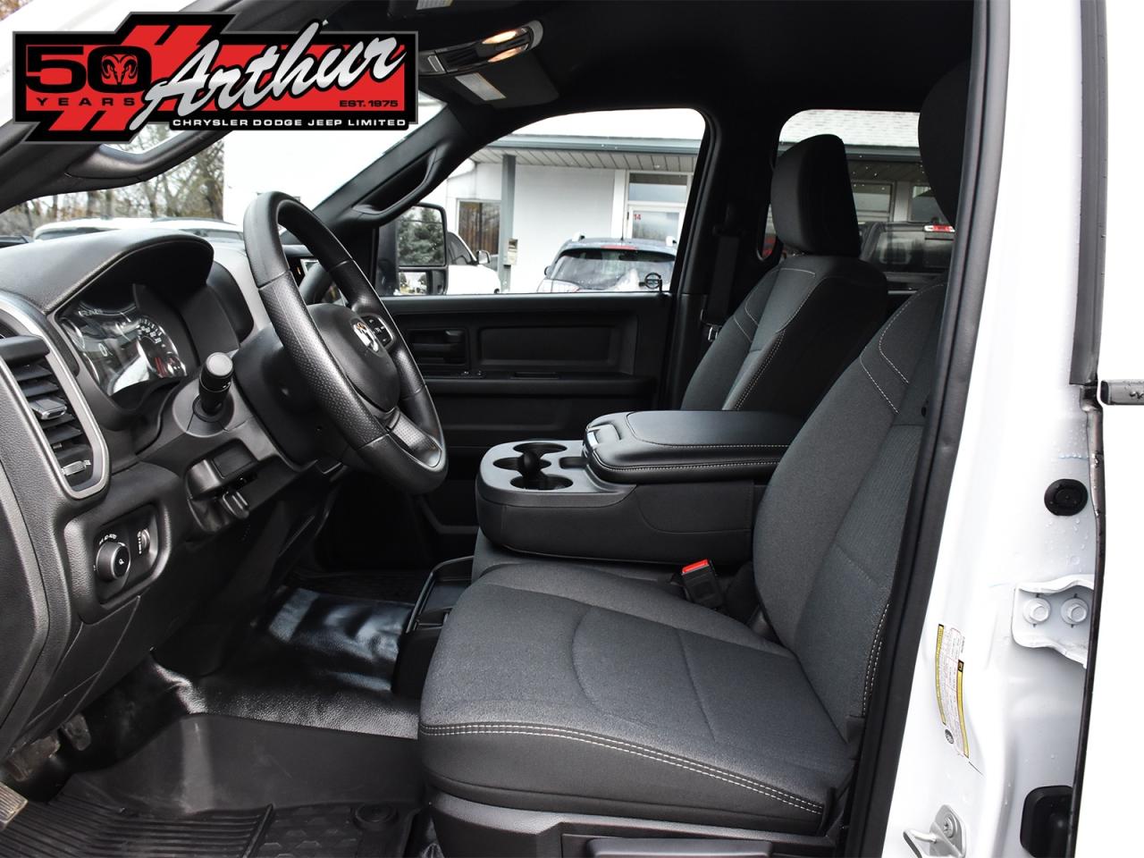 2024 RAM 2500 TRADESMAN CREW CAB 4X4 - 8FT BOX Photo