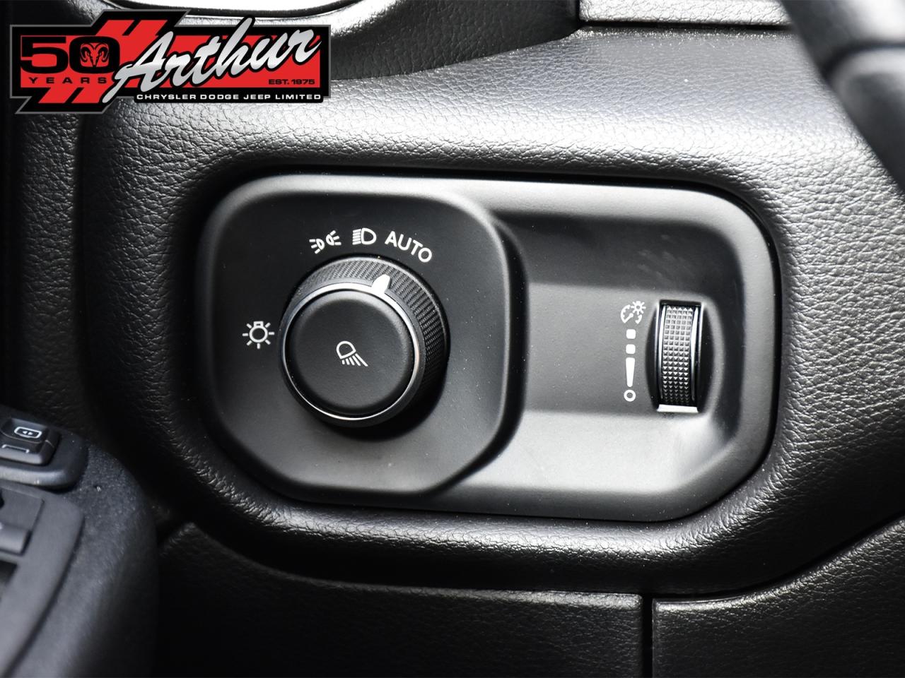 2024 RAM 2500 TRADESMAN CREW CAB 4X4 - 8FT BOX Photo