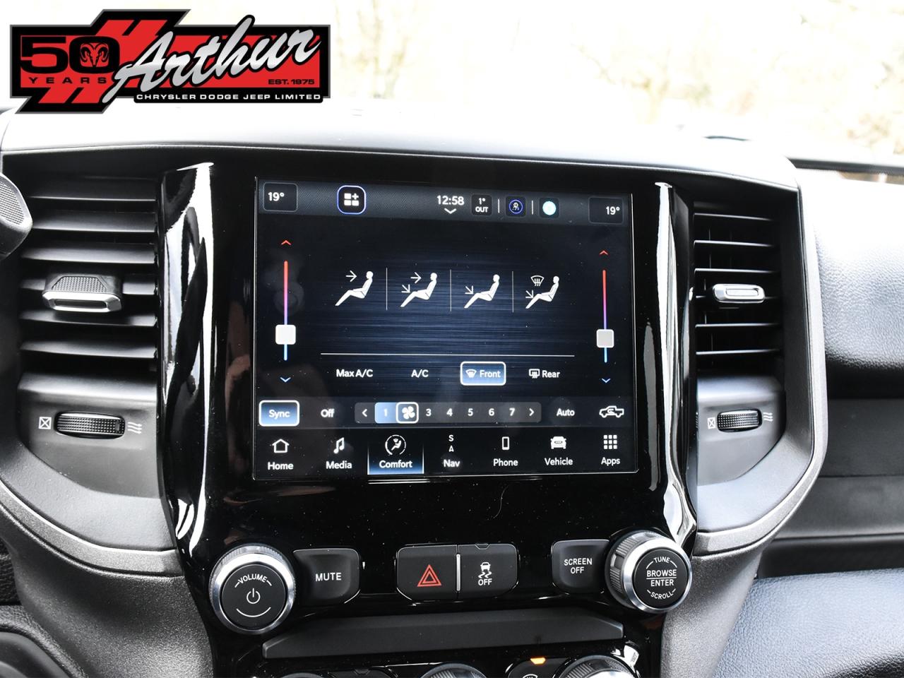 2024 RAM 2500 TRADESMAN CREW CAB 4X4 - 8FT BOX Photo