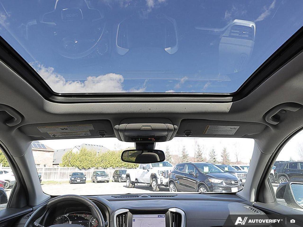 2023 GMC Terrain SLESLE ELEVATION, 1.5T, AWD, NAV, ROOF, HEATED CLO Photo