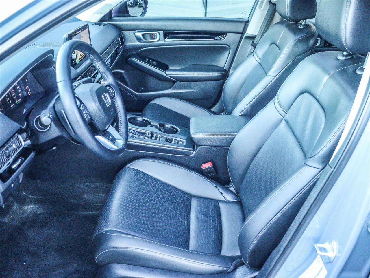 2023 Honda Civic TOURING LEATHER NAVI SUNROOF Photo