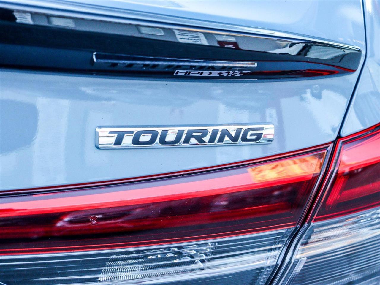 2023 Honda Civic TOURING LEATHER NAVI SUNROOF Photo