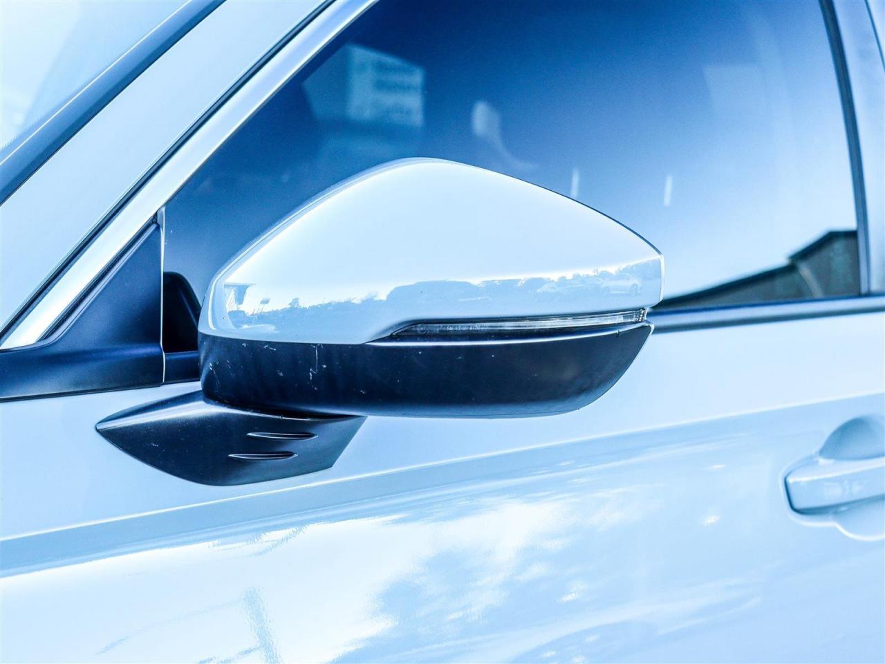 2023 Honda Civic TOURING LEATHER NAVI SUNROOF Photo