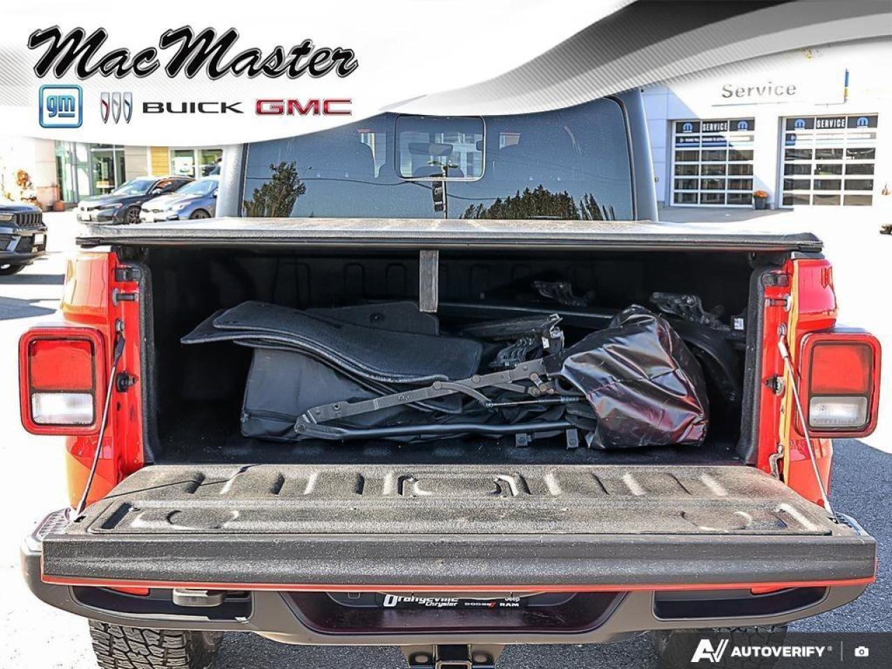 2022 Jeep Gladiator Sport SSPORT S, V6, 4X4, NAV, ALPINE, GOOD KMS! Photo