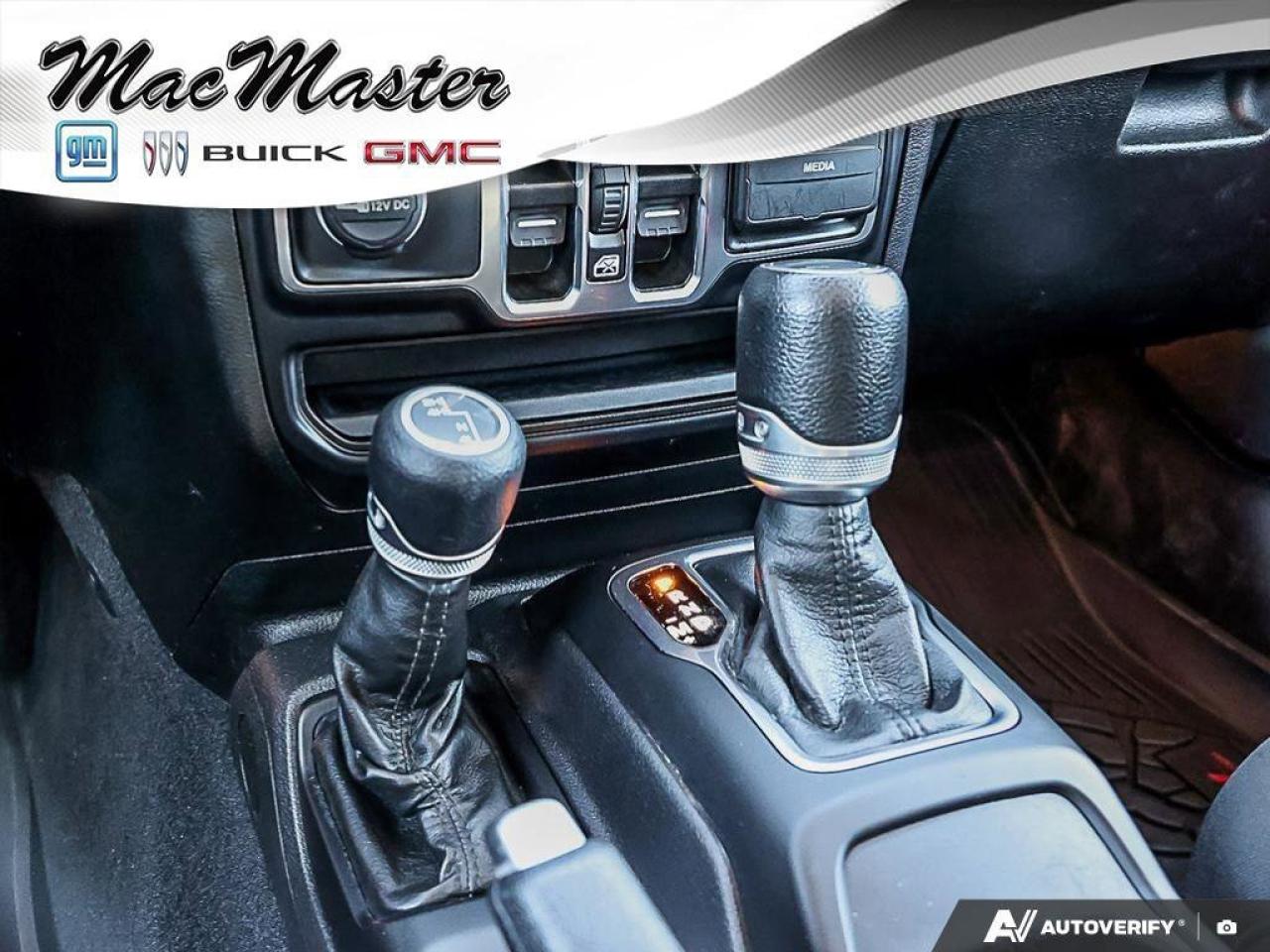 2022 Jeep Gladiator Sport SSPORT S, V6, 4X4, NAV, ALPINE, GOOD KMS! Photo