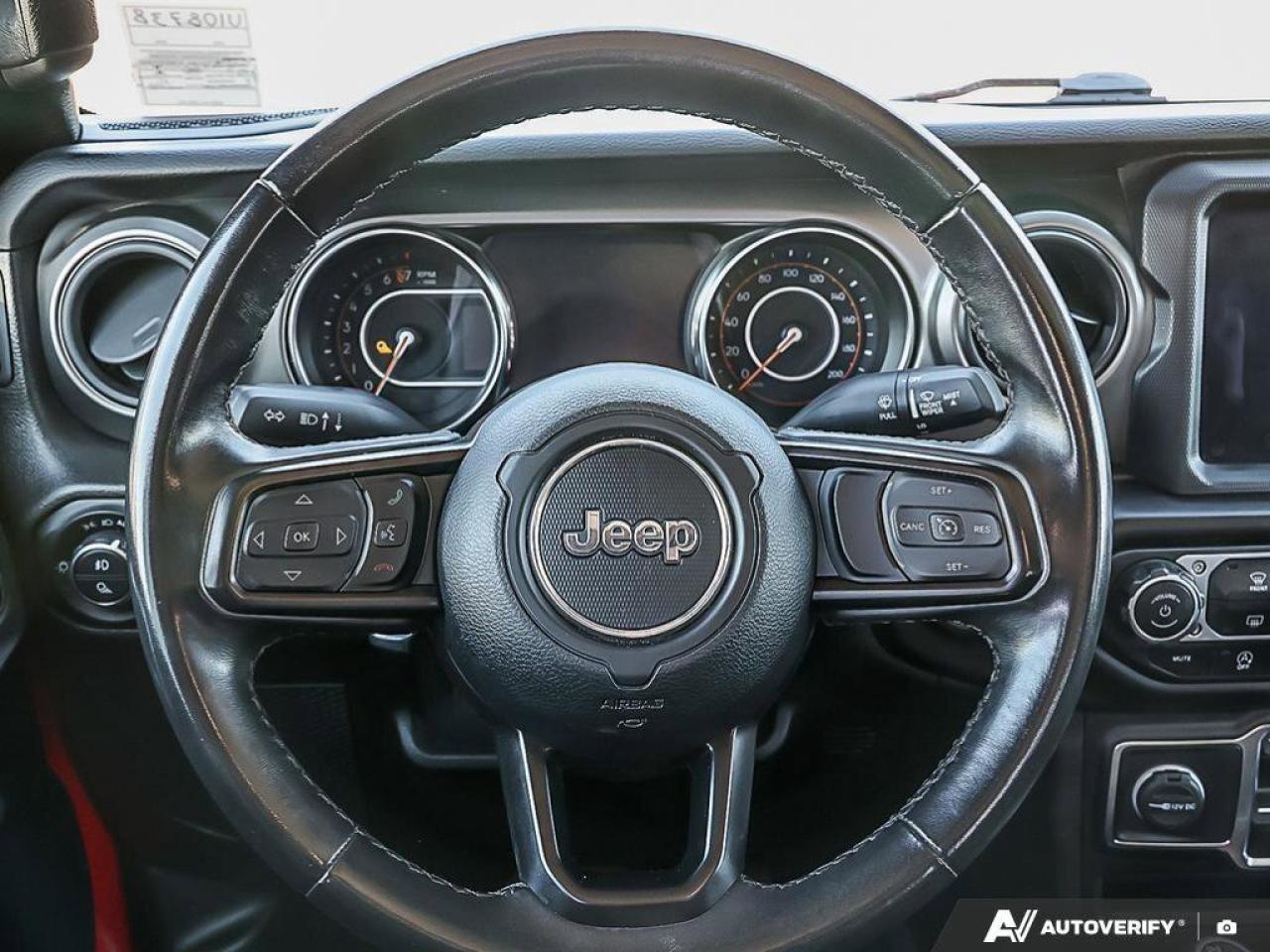 2022 Jeep Gladiator Sport SSPORT S, V6, 4X4, NAV, ALPINE, GOOD KMS! Photo