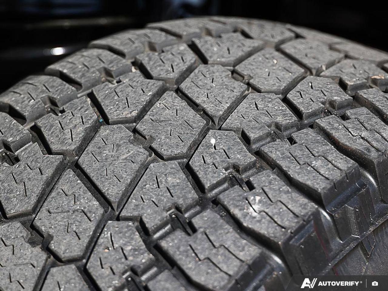 2022 Jeep Gladiator Sport SSPORT S, V6, 4X4, NAV, ALPINE, GOOD KMS! Photo