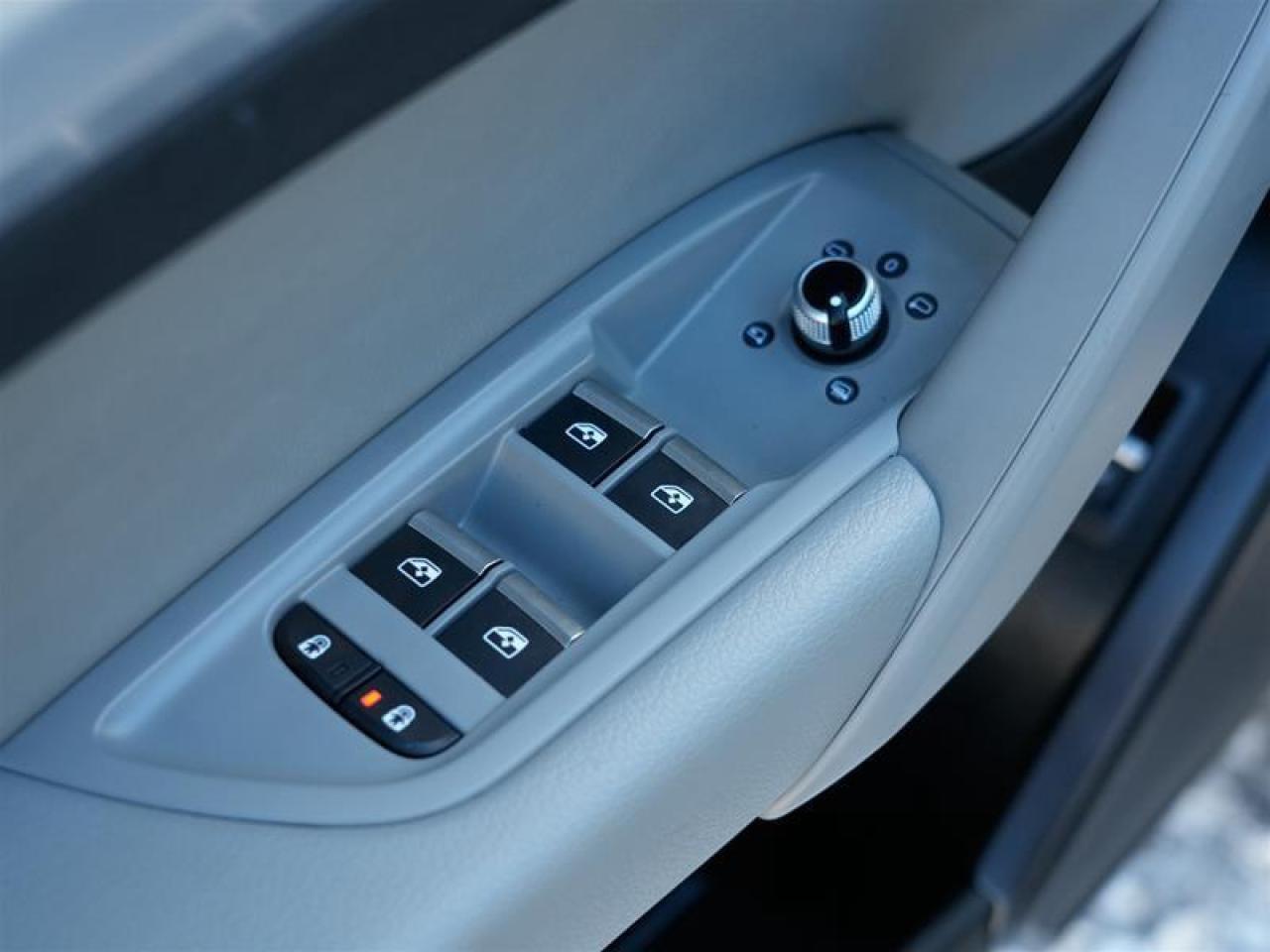 2023 Audi Q5 45 2.0T Progressiv quattro 7sp S Tronic Photo