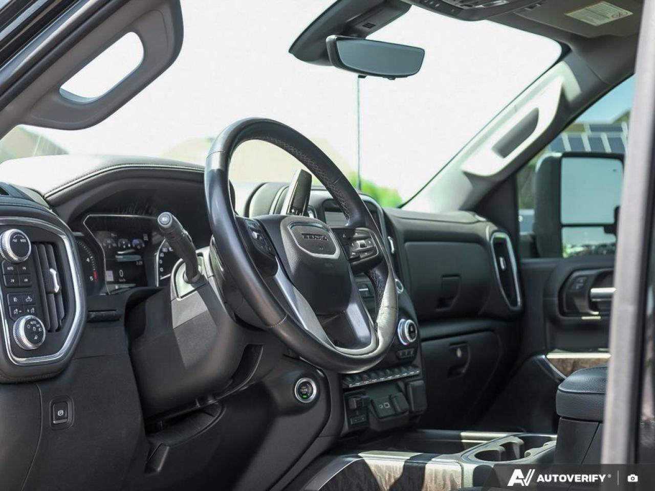 2023 GMC SIERRA 2500HD DenaliDENALI ULTIMATE, CREW, 4X4, DURAMAX, LOADED, Photo