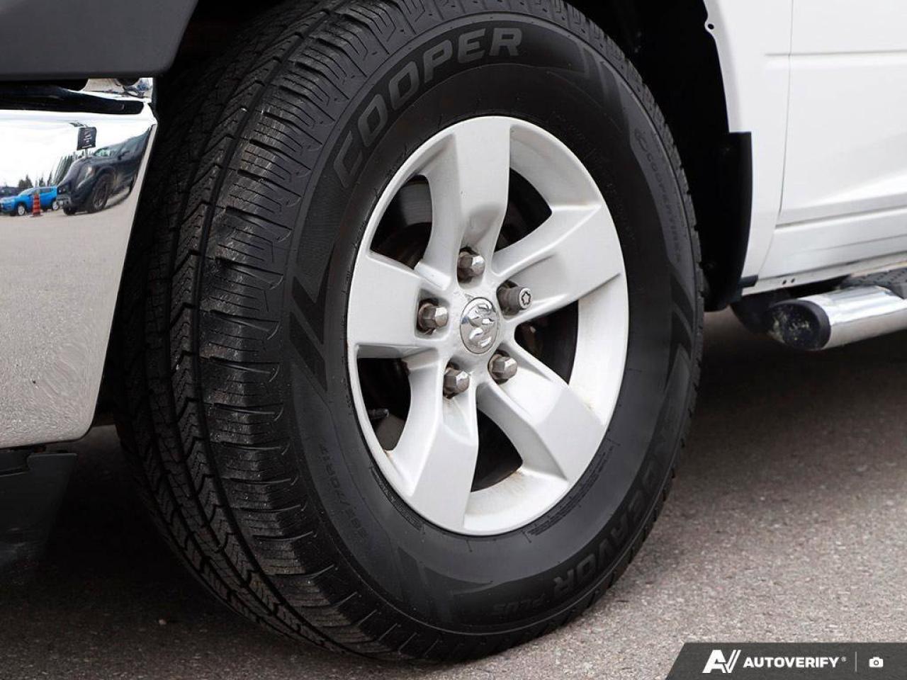 2016 RAM 1500 TradesmanSXT, QUAD, 4X4, HEMI, POWER GROUP, AS-TRA Photo