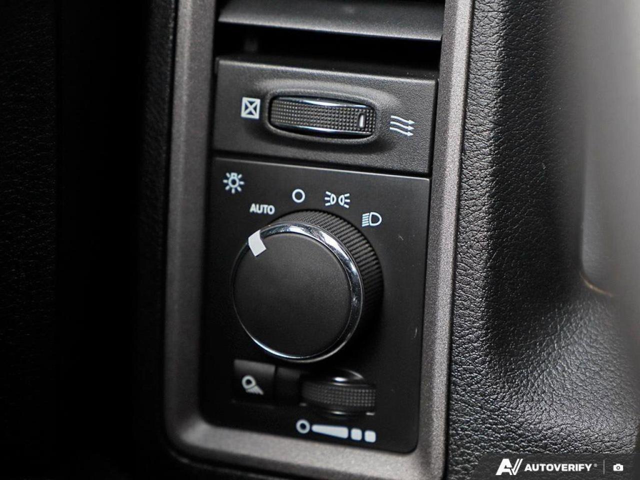 2016 RAM 1500 TradesmanSXT, QUAD, 4X4, HEMI, POWER GROUP, AS-TRA Photo