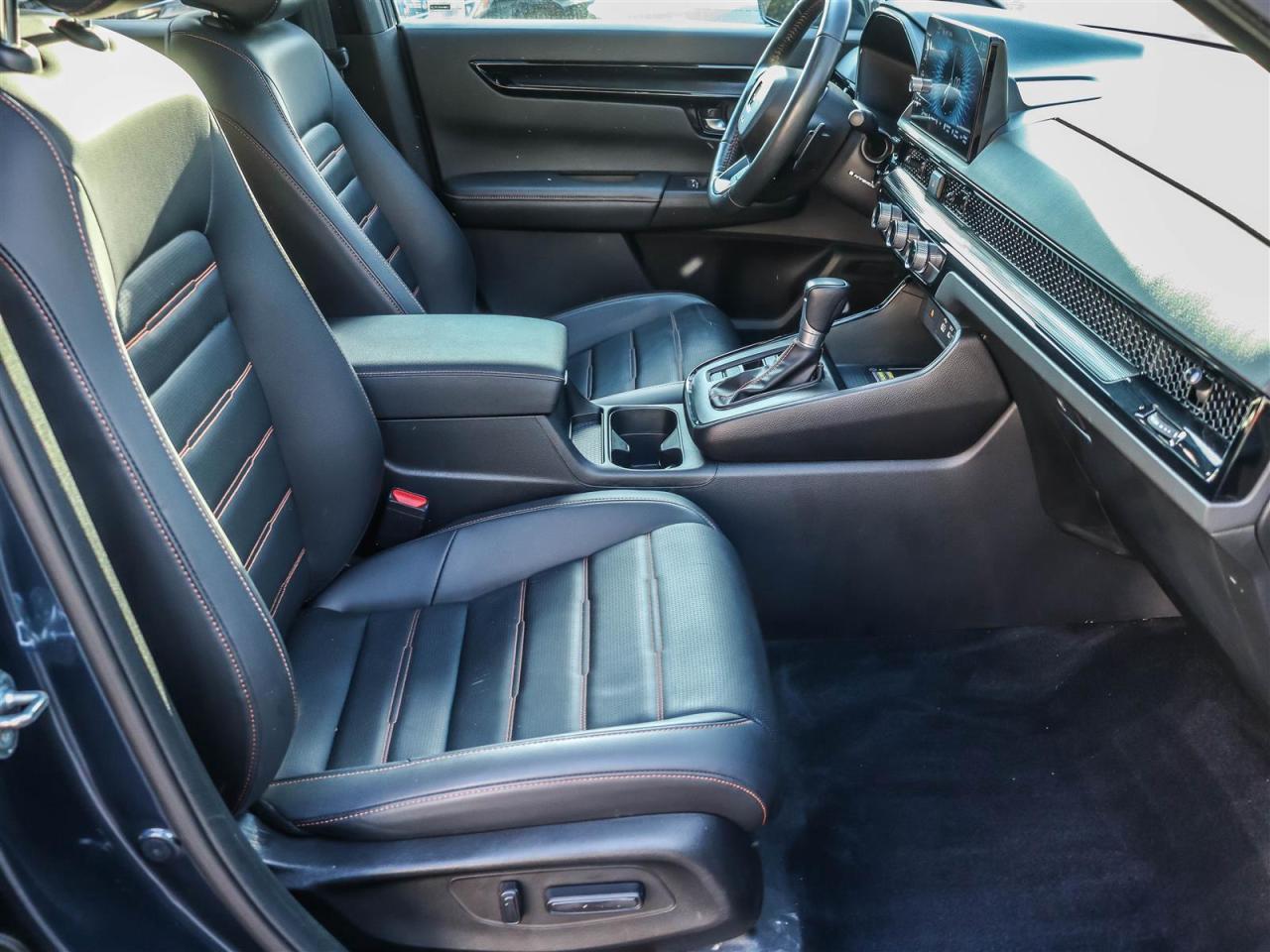 2024 Honda CR-V Touring AWD LEATHER NAVI SUNROOF Photo