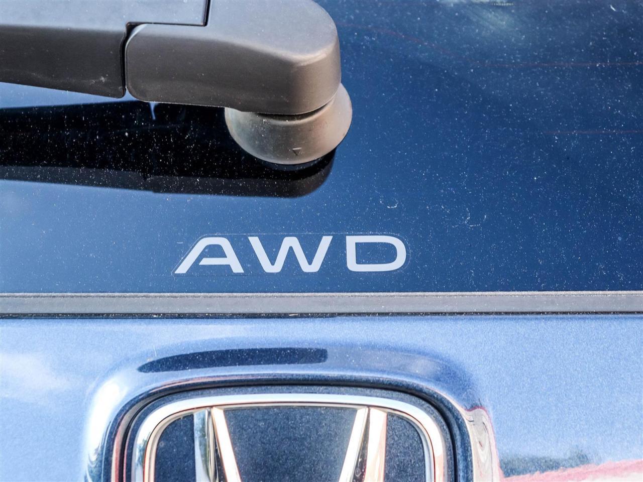 2024 Honda CR-V Touring AWD LEATHER NAVI SUNROOF Photo