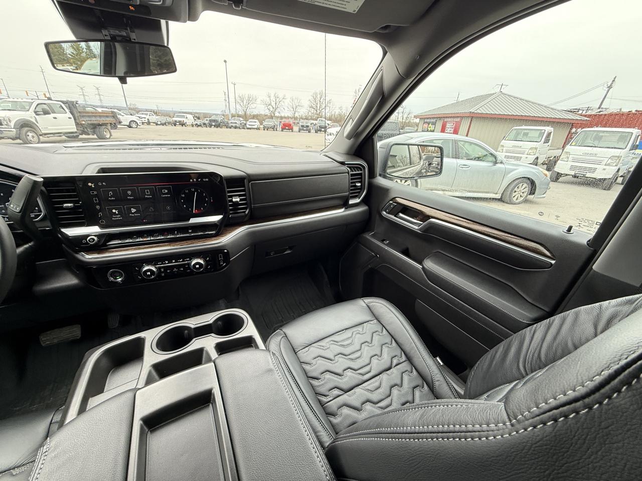 2023 GMC Sierra 1500 ELEVATION FULLY LOADED 4X4 Photo