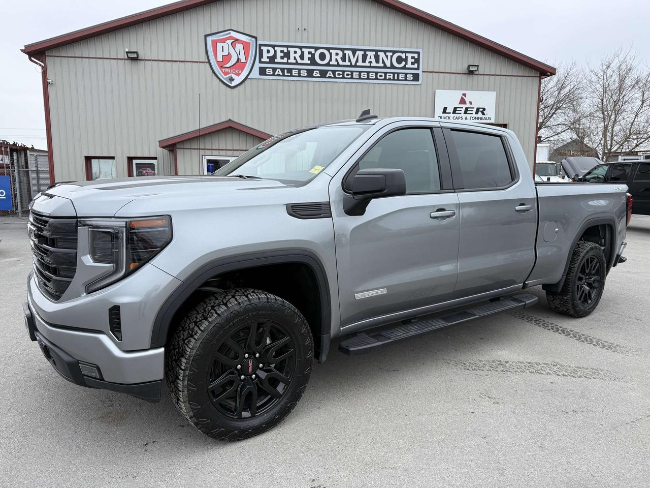 2023 GMC Sierra 1500 ELEVATION FULLY LOADED 4X4 Photo