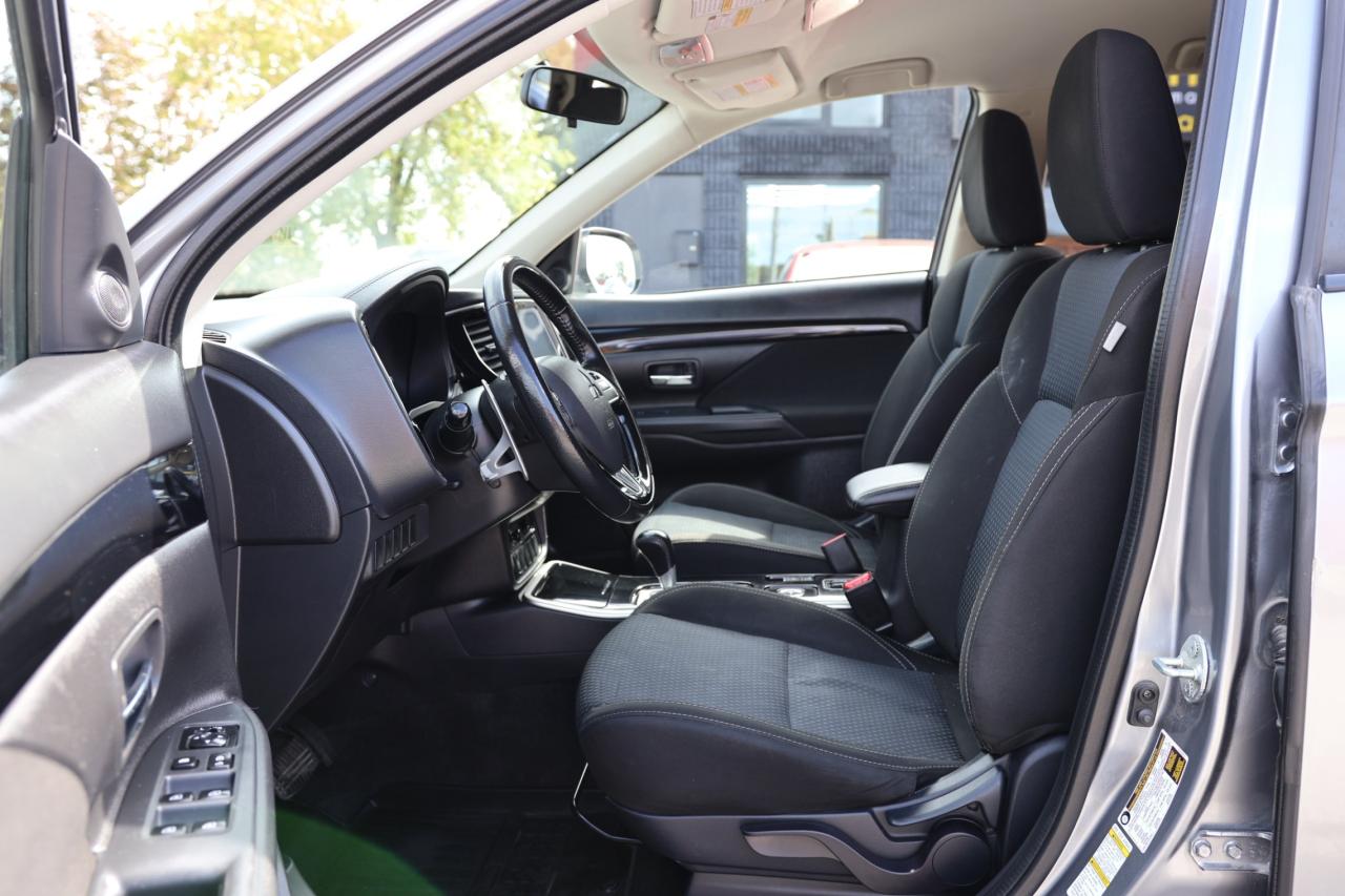 2019 Mitsubishi Outlander SE-AWD/7 PASS/KEYLESS ENTRY/PUSH START/B CAM/H SEA Photo