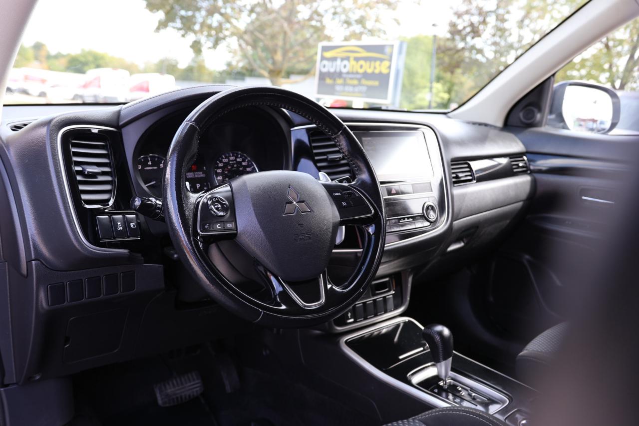 2019 Mitsubishi Outlander SE-AWD/7 PASS/KEYLESS ENTRY/PUSH START/B CAM/H SEA Photo