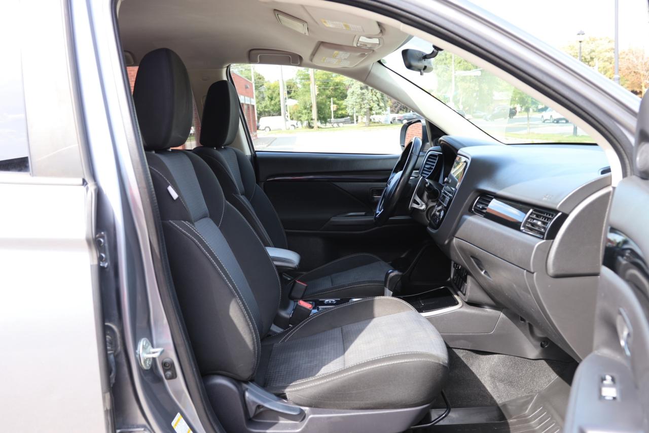 2019 Mitsubishi Outlander SE-AWD/7 PASS/KEYLESS ENTRY/PUSH START/B CAM/H SEA Photo