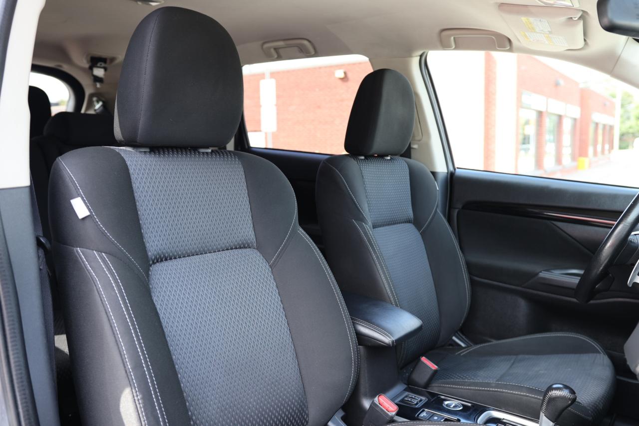 2019 Mitsubishi Outlander SE-AWD/7 PASS/KEYLESS ENTRY/PUSH START/B CAM/H SEA Photo