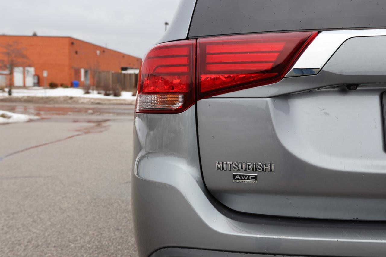 2019 Mitsubishi Outlander SE-AWD/7 PASS/KEYLESS ENTRY/PUSH START/B CAM/H SEA Photo