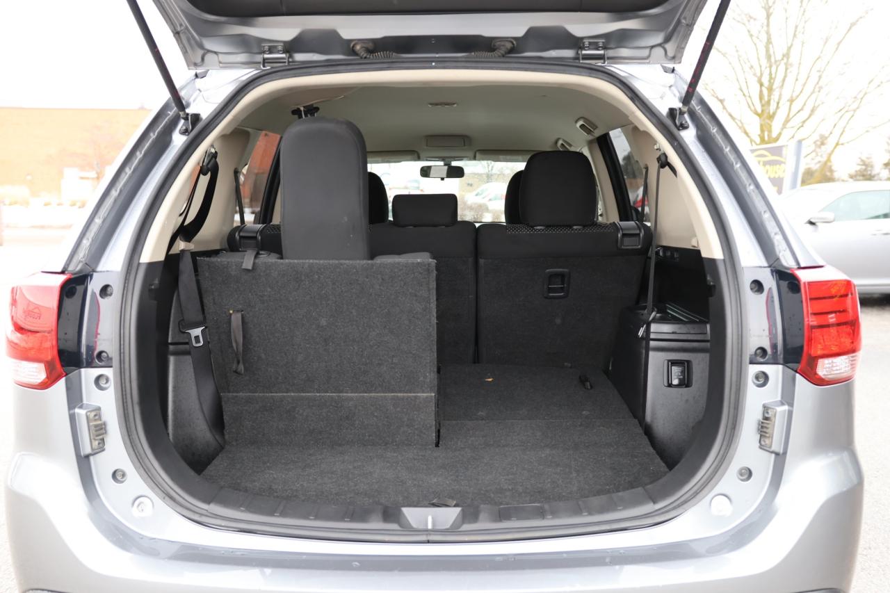 2019 Mitsubishi Outlander SE-AWD/7 PASS/KEYLESS ENTRY/PUSH START/B CAM/H SEA Photo