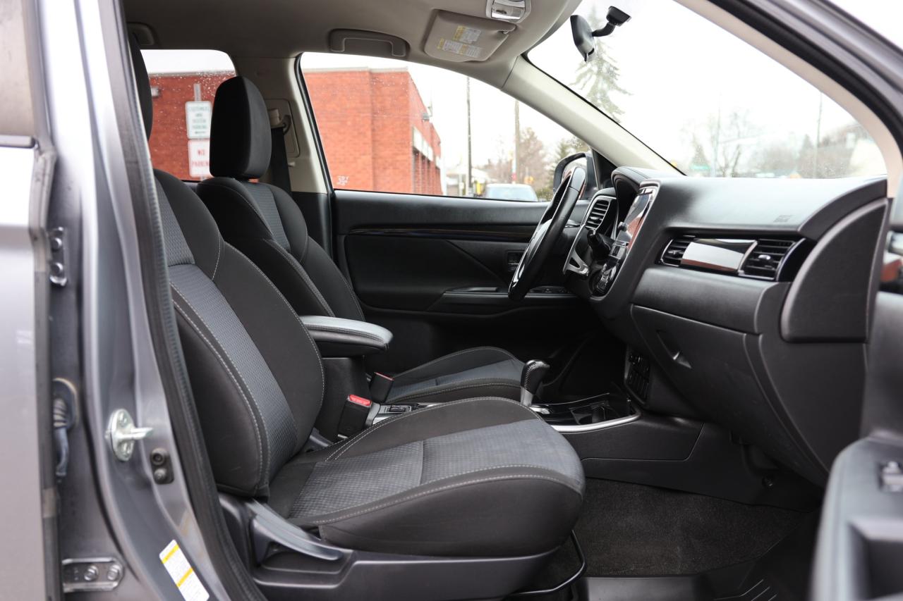 2019 Mitsubishi Outlander SE-AWD/7 PASS/KEYLESS ENTRY/PUSH START/B CAM/H SEA Photo