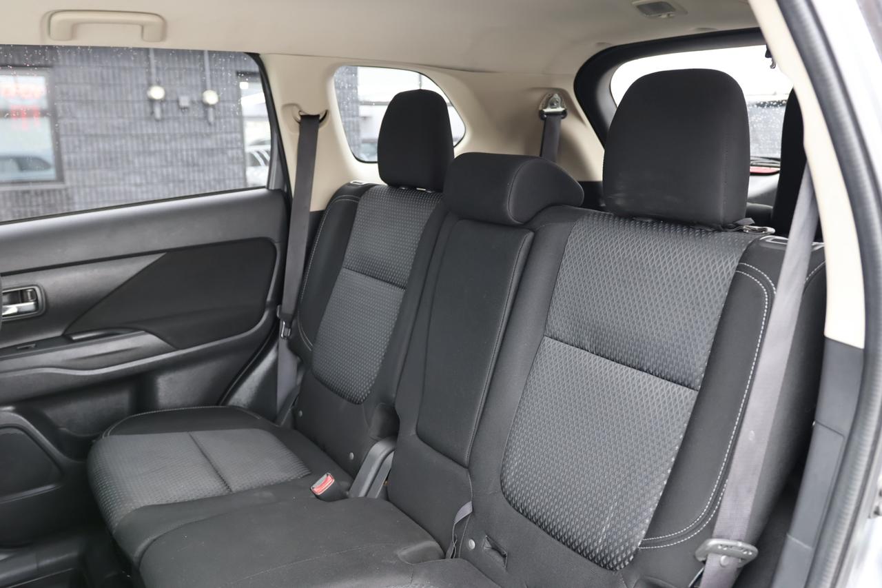2019 Mitsubishi Outlander SE-AWD/7 PASS/KEYLESS ENTRY/PUSH START/B CAM/H SEA Photo