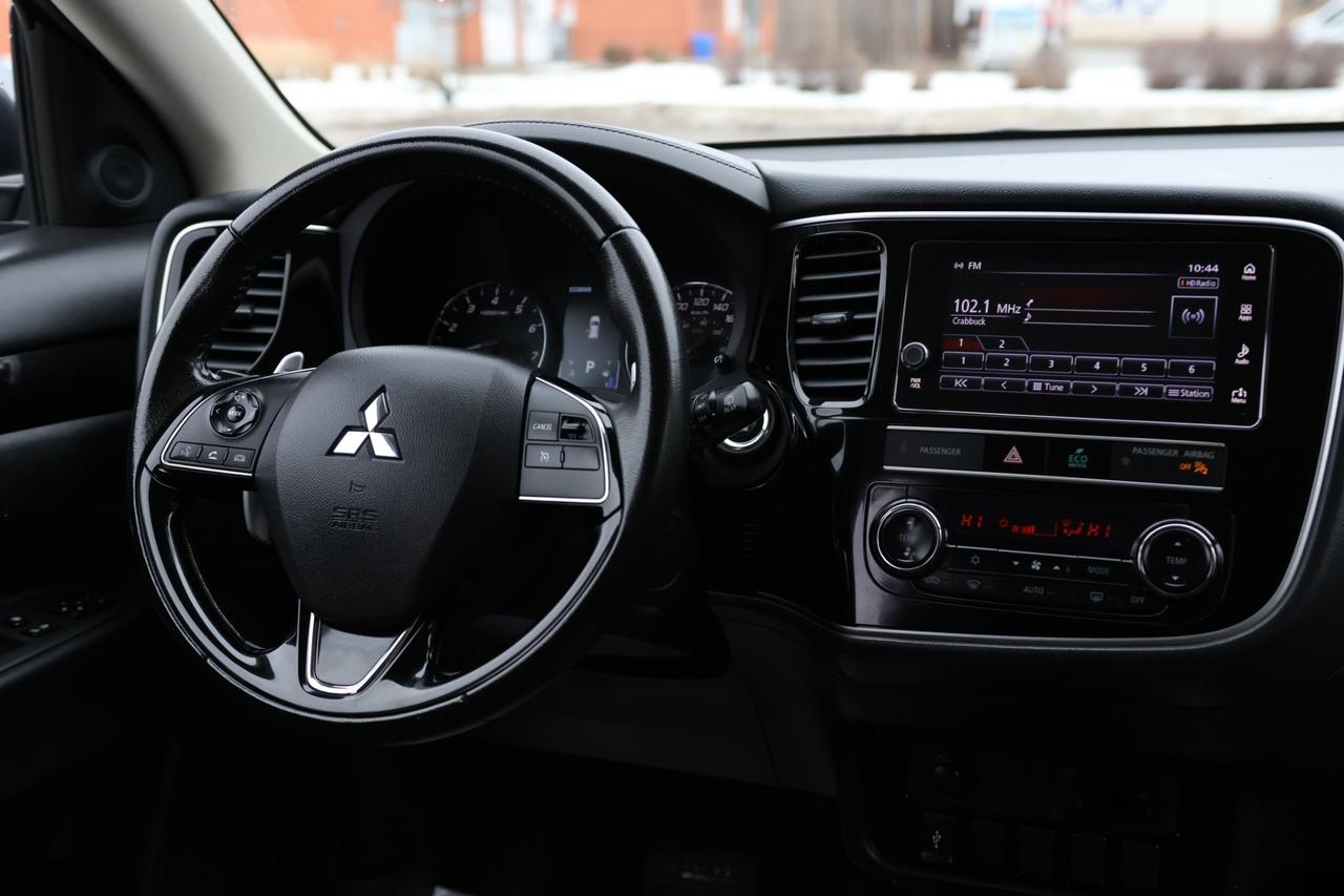 2019 Mitsubishi Outlander SE-AWD/7 PASS/KEYLESS ENTRY/PUSH START/B CAM/H SEA Photo