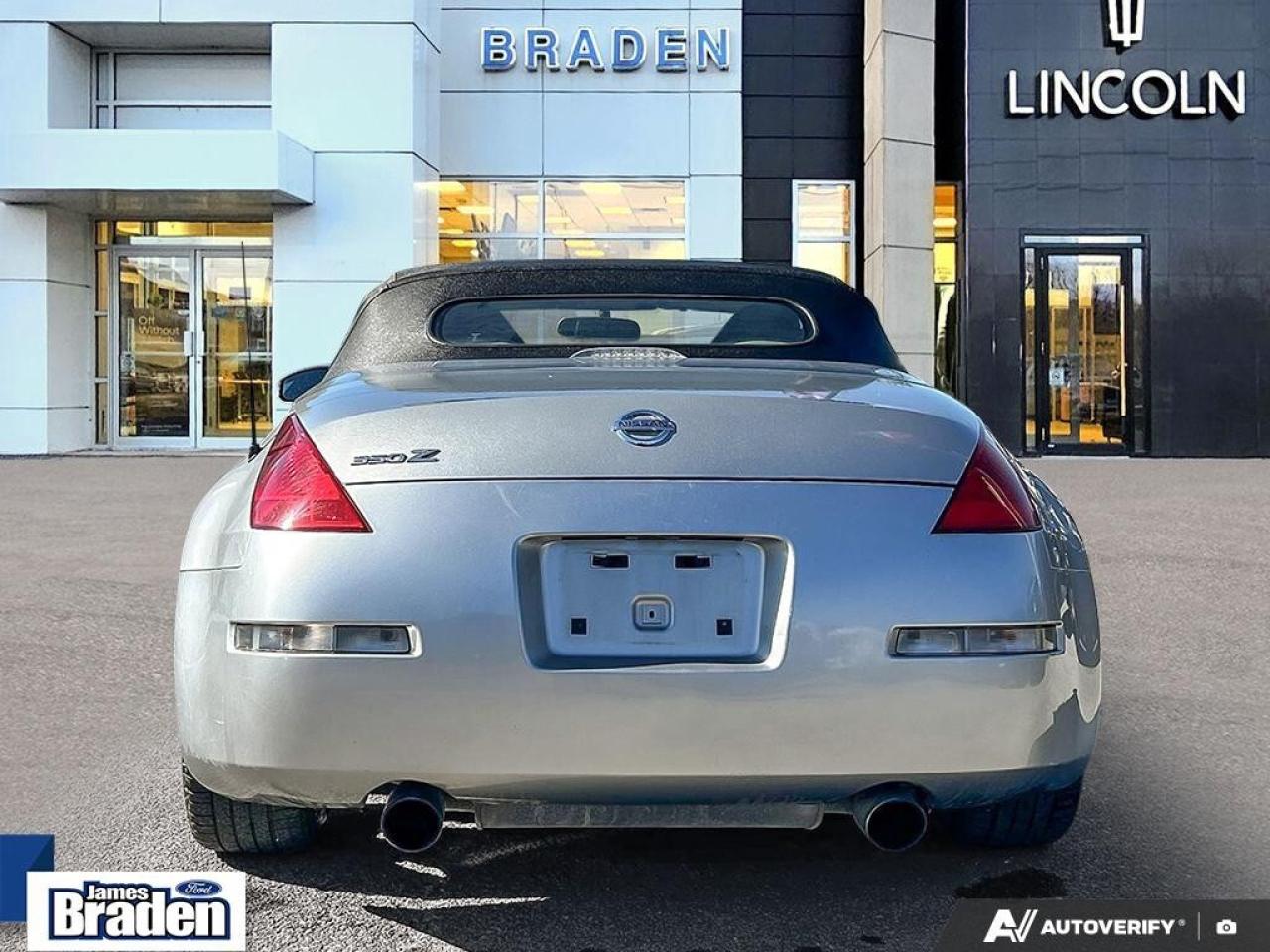 2004 Nissan 350Z TOURING   ONE OWNER!! Photo