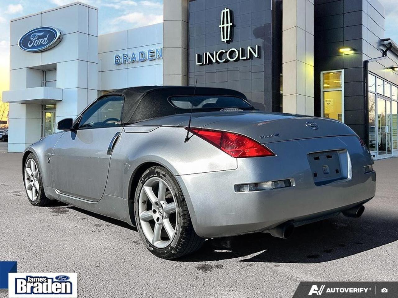 2004 Nissan 350Z TOURING   ONE OWNER!! Photo